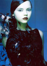 y star Christina Ricci Photos